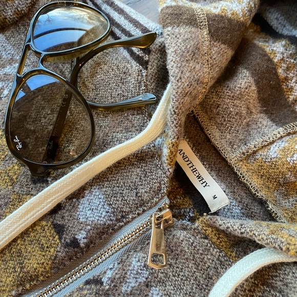 ANDTHEWHY Aztec 1/4 Zip Hooded Pullover - Picture 7 of 13